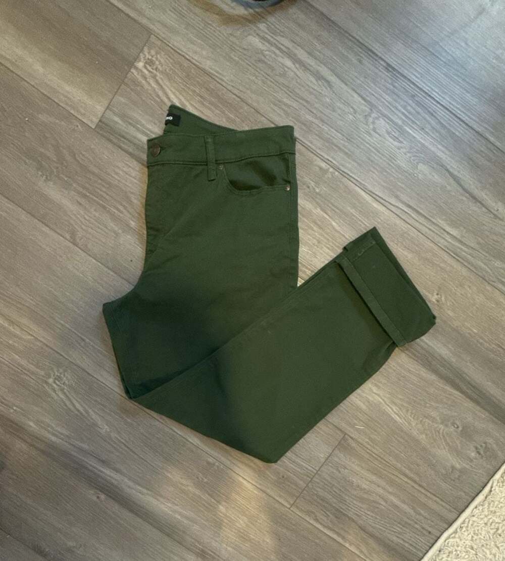 Denim pants Bandolino 28 in. Like new